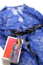 Peignoir bleu dentelle